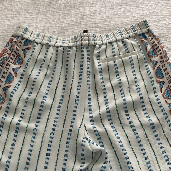 BCBGMaxAzria White and Blue Patterned Pants - Picture 3 of 4